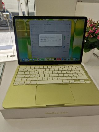 MacBook Neo 256GB Amarillo