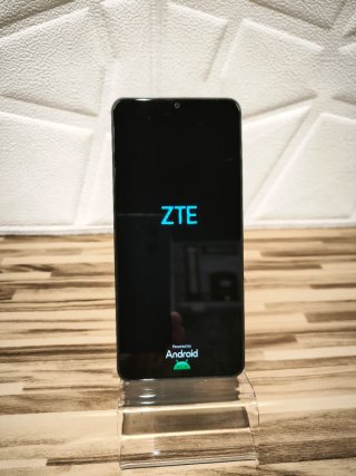 Móvil ZTE Blade A76 5G 128GB Gris