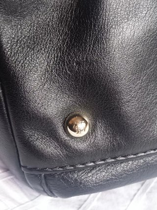 Bolso Carolina Herrera Negro y Dorado