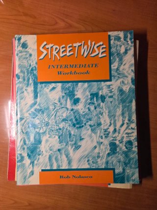 Libro y cuadernillo inglés Streetwise Intermediate