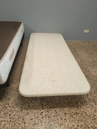 Base tapizada 210x90 cm