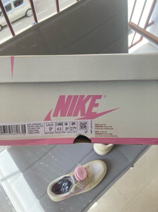 Nike Travis Scott Shy Pink Talla 43