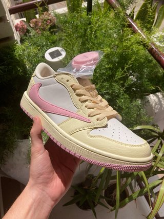 Nike Travis Scott Shy Pink Talla 43
