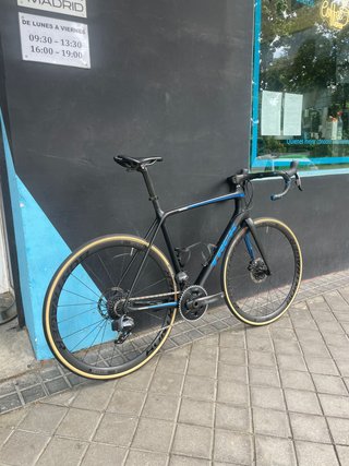Trek Émonda SRAM Force eTap AXS