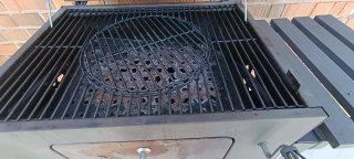 Barbacoa de carbón negra