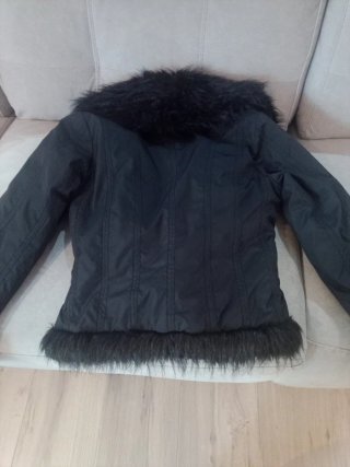 Chaqueta sintética con pelo