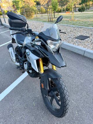 BMW G310 GS | Puños calefactables + Baúl SHAD