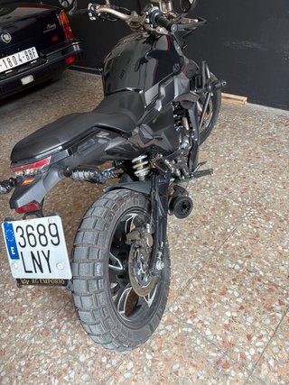 Moto 125cc 10.560 km Ruedas Nuevas