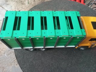 Camion Bruder Basurero Verde