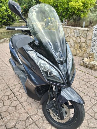 Kymco SuperDink 125cc NEGRA
