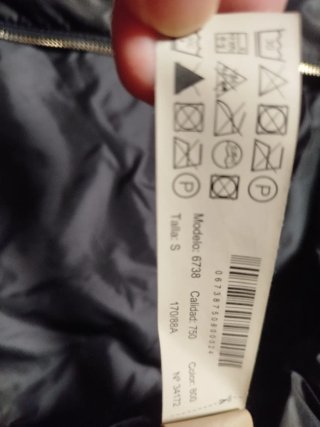 Abrigo acolchado largo Massimo Dutti negro