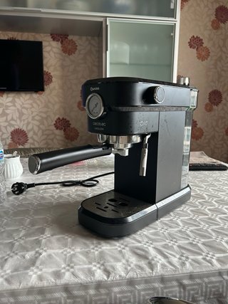 Cafetera Cecotec Cafelizzia 790