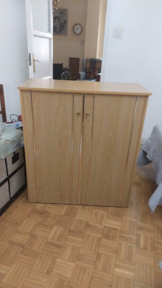 Cama plegable individual con armario