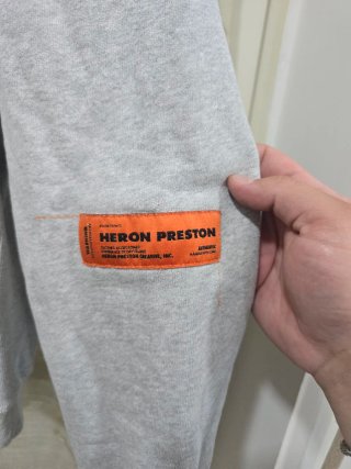 Felpa Heron Preston Grigia con Logo Yin Yang