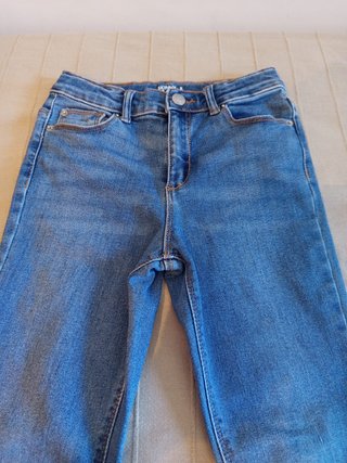 Vaqueros niña de corte slim 140 cm
