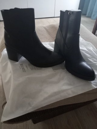 Botas XTI Talla 40 Negras a estrenar