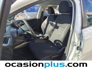 Peugeot 2008 BlueHDi 100 Style 74 kW (100 CV)