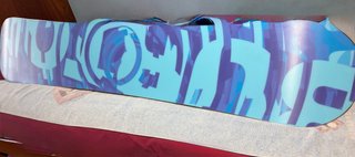 Equipo snowboard Burton nuevo.