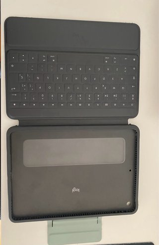 Funda con teclado iPad 7ª, 8ª y 9ª Gen Logitech