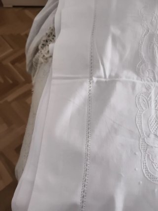 Juego Sábanas  lino Bordadas