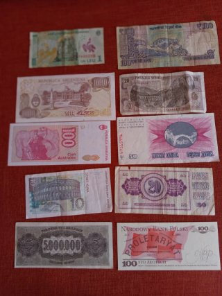 Lotto 40 banconote del mondo !!!