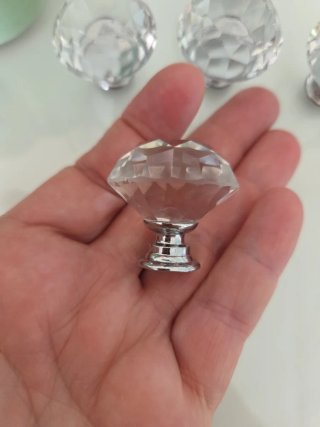 Tiradores de cristal para muebles
