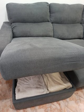 Sofá cama chaise longue con arcón