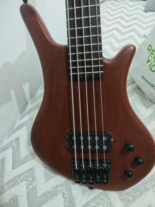 Bajo Eléctrico Dean Sledgehammer 5 Cuerdas