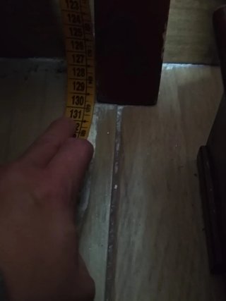 Cómoda con espejo y mesitas