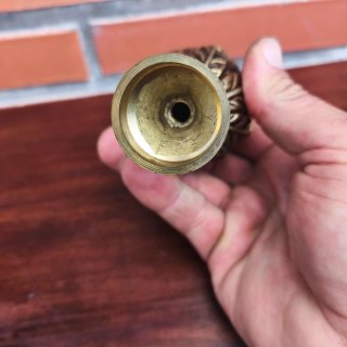Remate de bronce antiguo de pasamanos o arranque