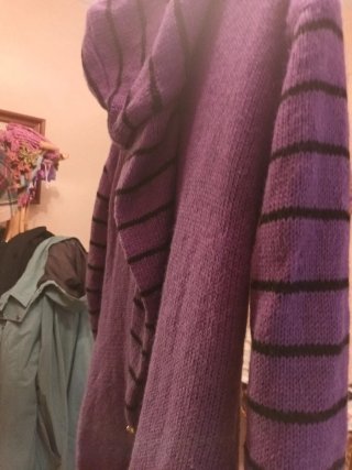 Abrigo morado