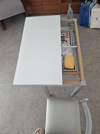 Mesa de cocina cristal blanco y 3 sillas