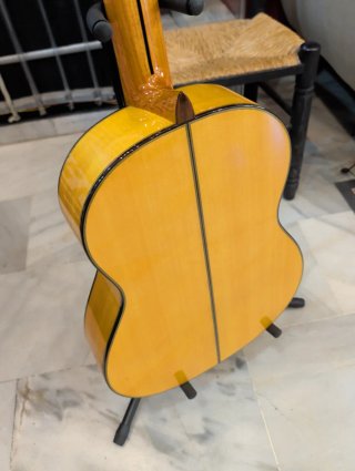 Guitarra Flamenca Admira Bulería electrificada