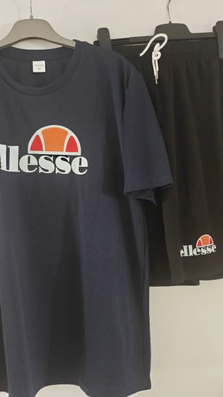 Conjunto deportivo Ellesse