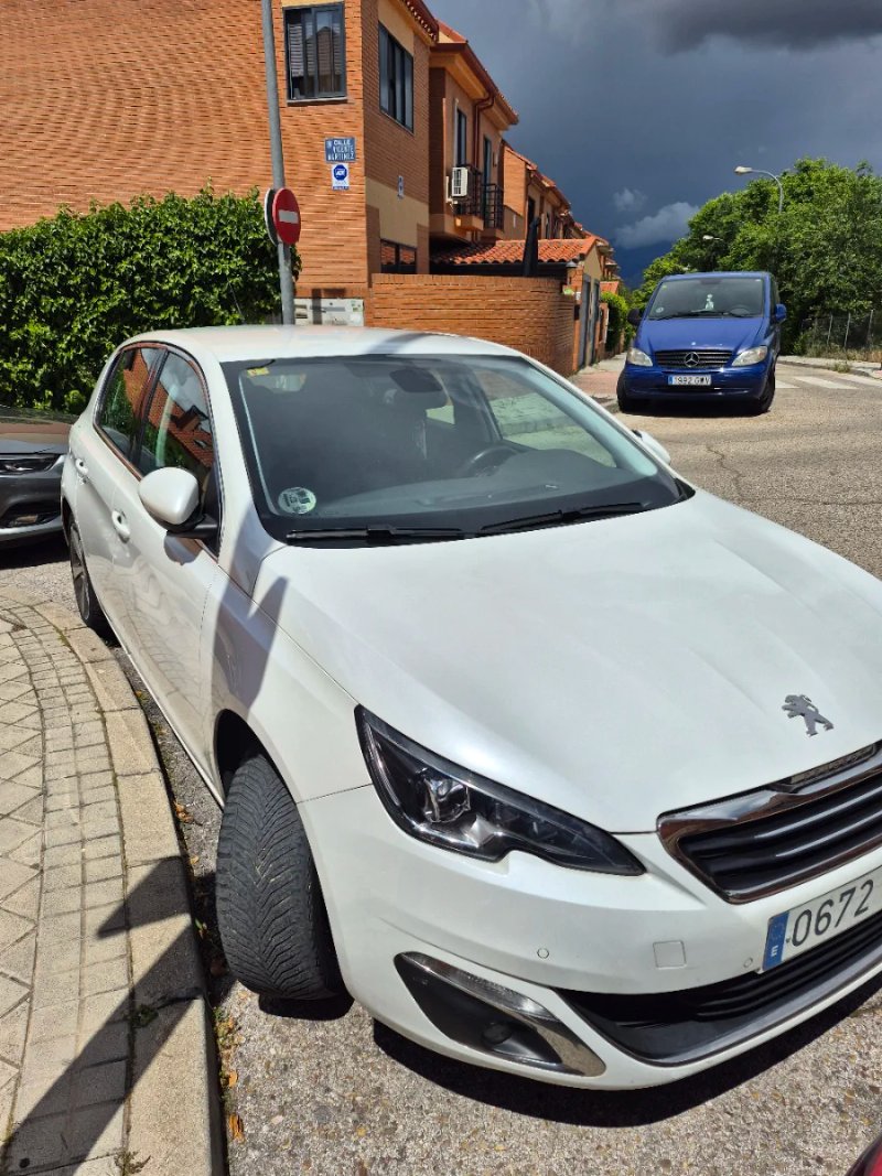 Peugeot 308 2015, foto 3