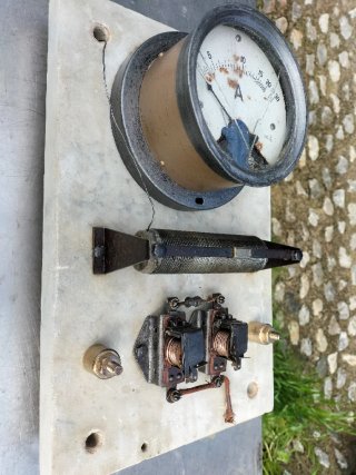 Cuadro Eléctrico Antiguo Amperímetro