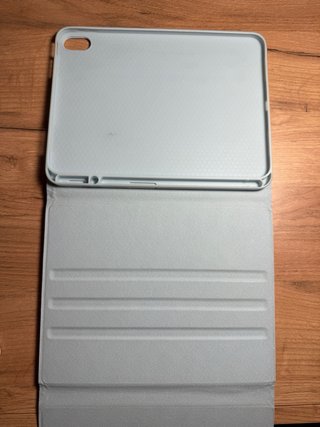 iPad 10ª Gen 64GB + Apple Pencil + Funda y teclado