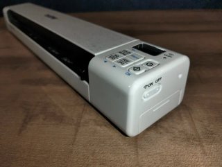 Escáner Brother DS-820W A4 WiFi portátil