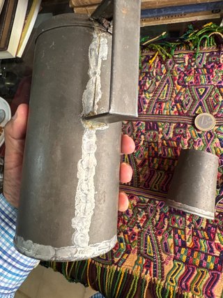2 Antichi Bicchieri di Misura in Metallo