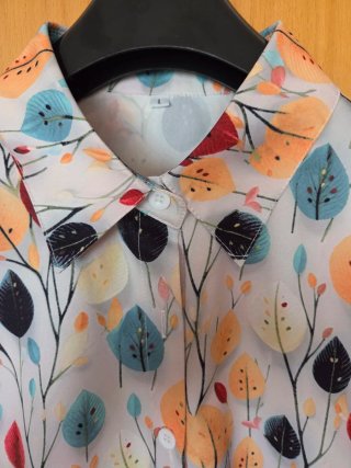 Blusa mujer estampado hojas