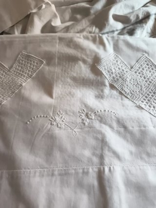 Juego Sábanas Bordadas Blancas