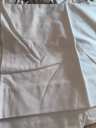 Juego Sábanas Bordadas Blancas