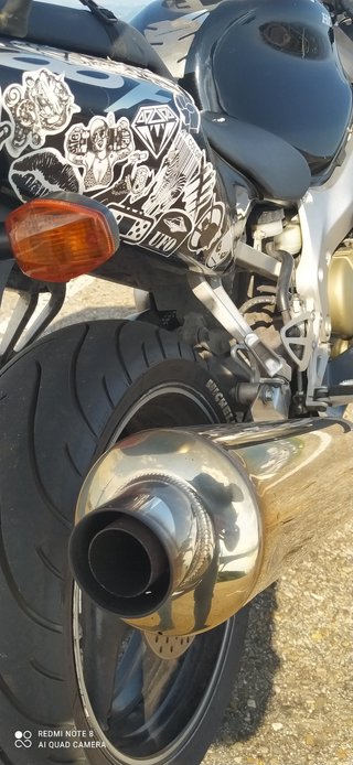 Honda  CBR 600F 2005