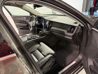 Volvo XC60 2.0 D4 190 Momentum 5p Aut