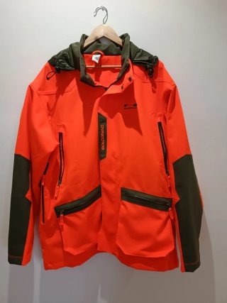 Chaqueta de caza naranja y verde