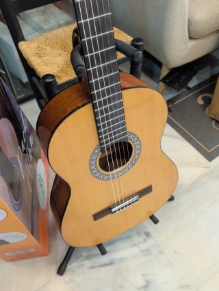 Pack Guitarra Admira Alba