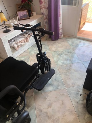 Silla de ruedas eléctrica plegable