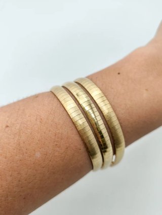 Pulsera Triple Flexible Oro 18kt mate y brillo