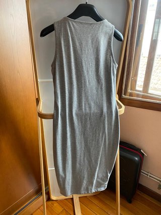 Vestido gris AMISU talla S . Sin estrenar