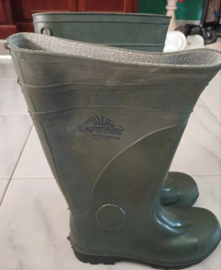 Stivali impermeabili verdi